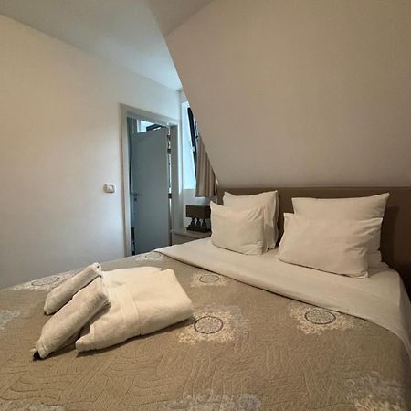 Hotel La Chaumiere Asse Bagian luar foto