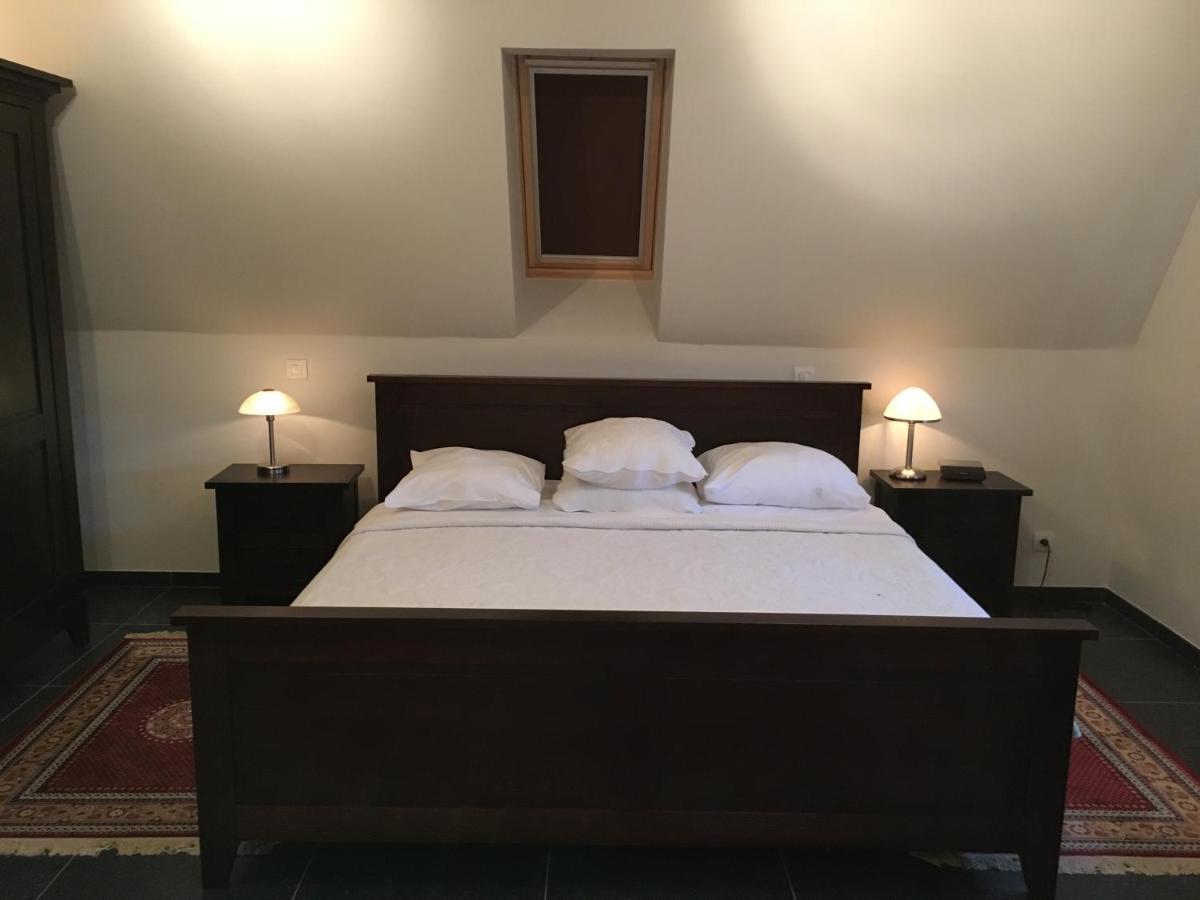 Hotel La Chaumiere Asse Bagian luar foto