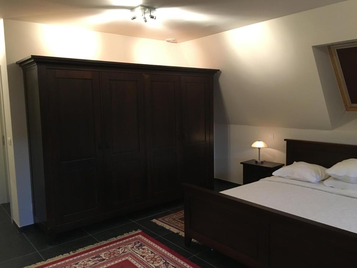 Hotel La Chaumiere Asse Bagian luar foto