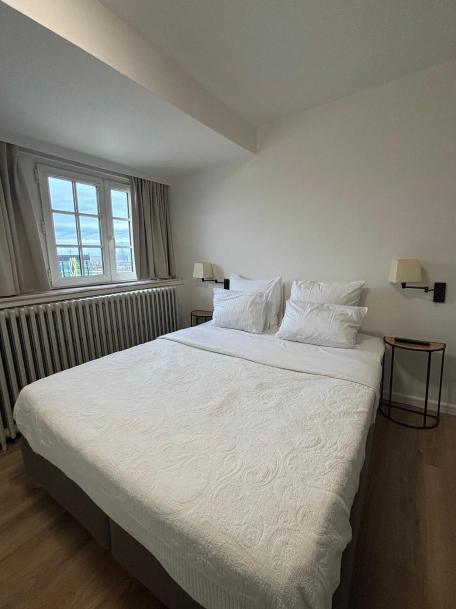 Hotel La Chaumiere Asse Bagian luar foto